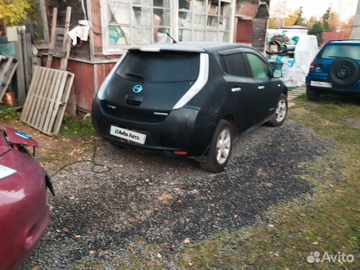 Nissan Leaf AT, 2013, 129 500 км