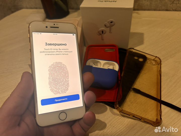 iPhone 8, 64 ГБ