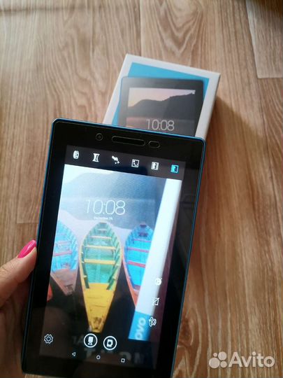 Планшет Lenovo tab 3 7