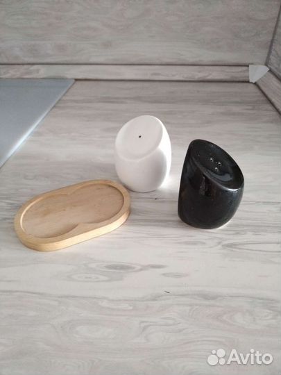 Солонка и перечница фарфор