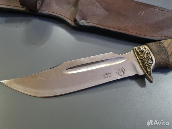 Нож