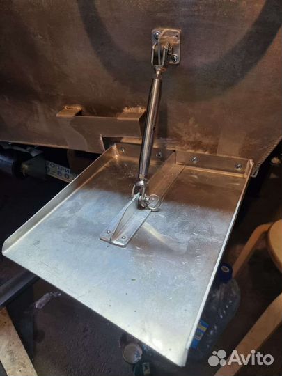 Транцевые плиты