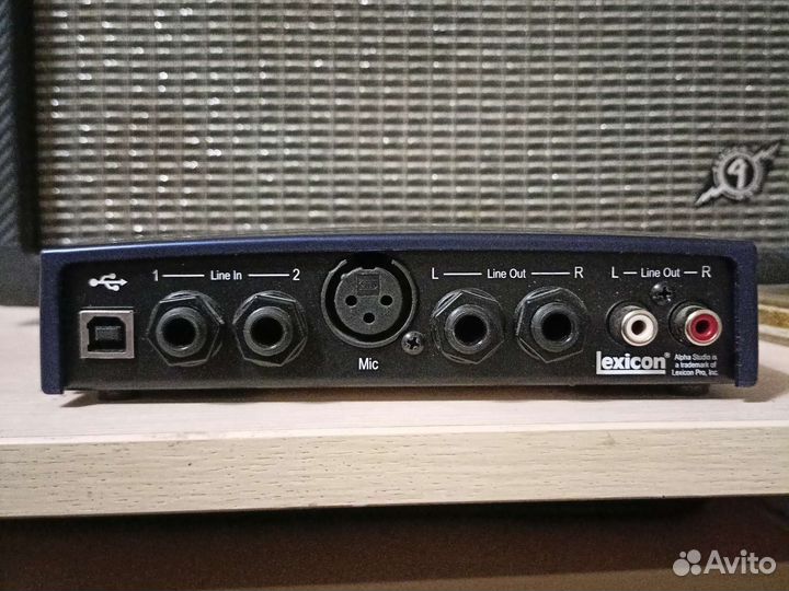 Звуковая карта Lexicon Alpha