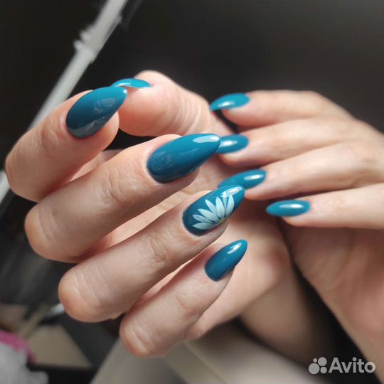 Аппаратный маникюр