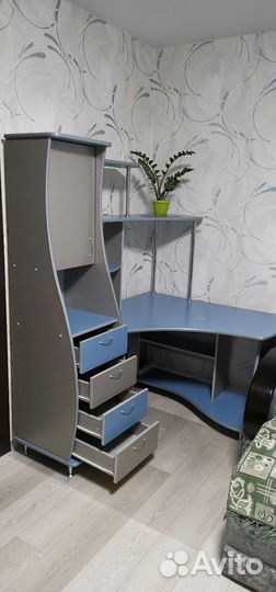 Компьютерный стол