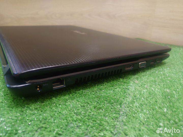 Ноутбук Asus