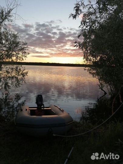 Мотор и лодка