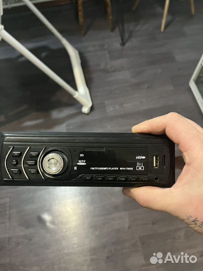 Boss mini магнитола