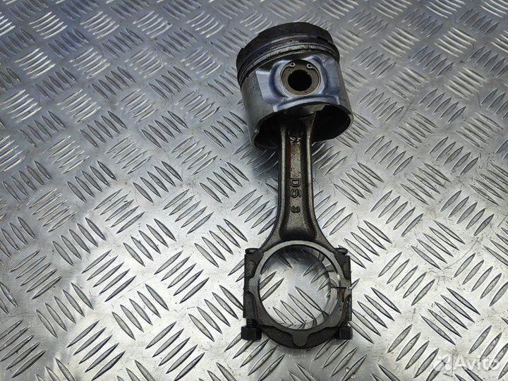 Поршень с шатуном Mitsubishi Pajero Sport 2 4D56