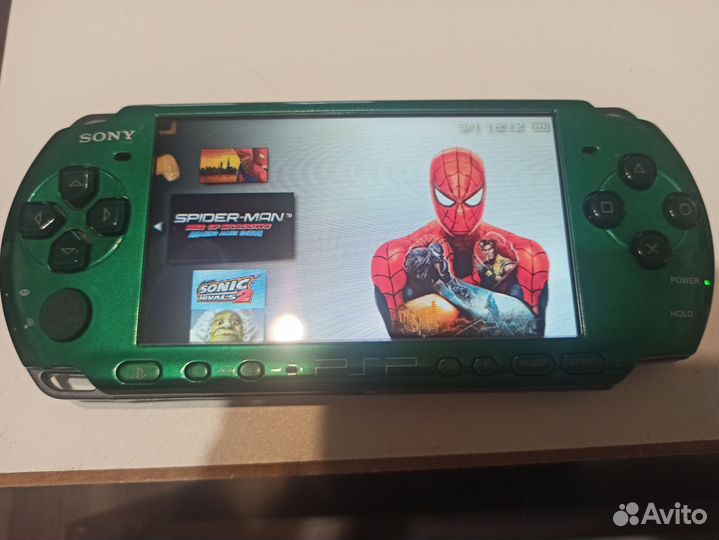 Sony PSP 3006 slim 32 GB Green