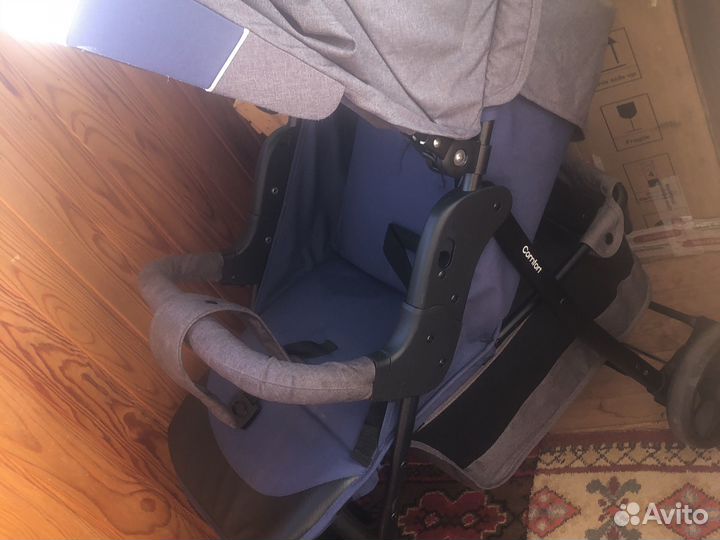 Детская прогулочная коляска