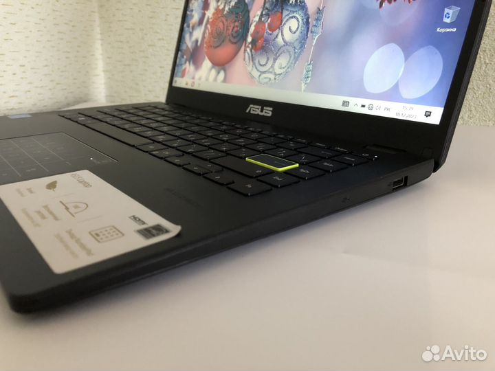 Ноутбук asus