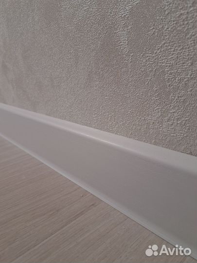 Плинтус напольный пвх 70 мм