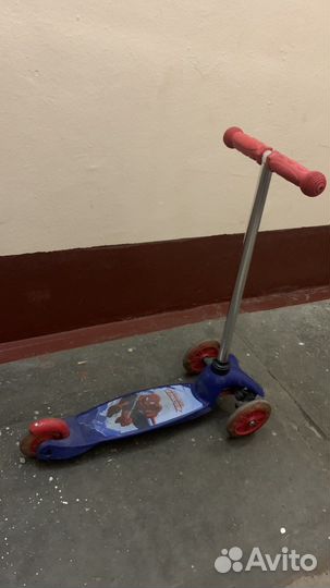 Самокат детский трехколесный