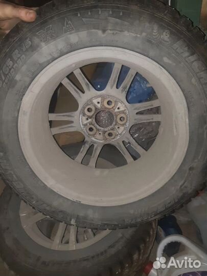 Michelin Agilis X-Ice North 195/65 R15