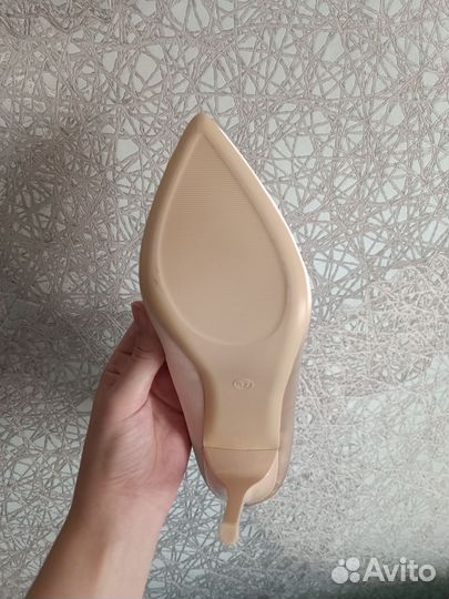 Туфли женские 37 размер бежевые