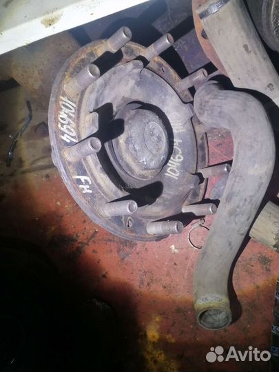 Ступица передняя Volvo FH12