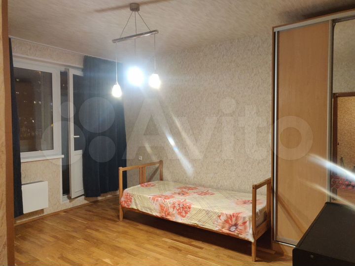 2-к. квартира, 60 м², 2/17 эт.