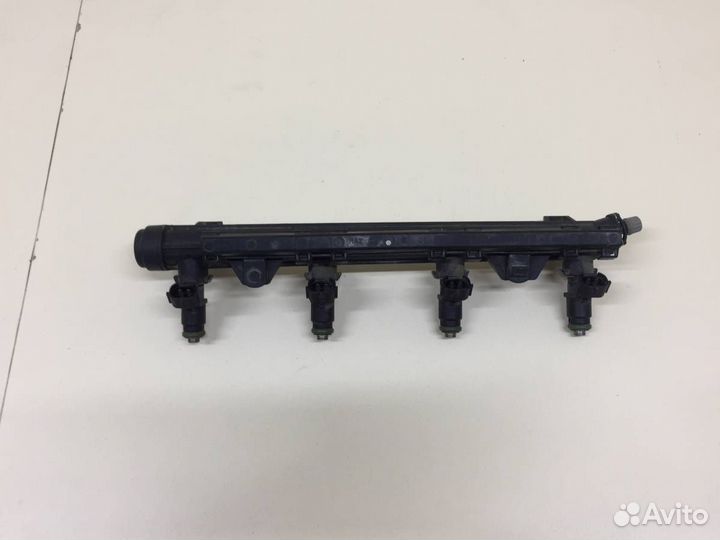 Рейка топливная рампа Volkswagen Polo MK5 2011-202