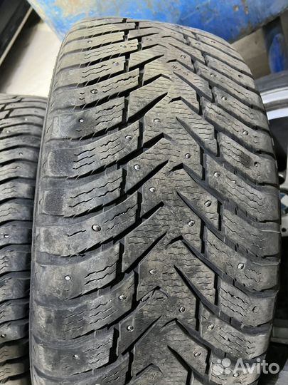 Nokian Tyres Hakkapeliitta 8 SUV 265/50 R20 111W