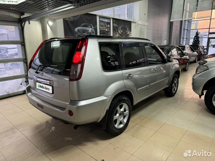 Nissan X-Trail 2.0 МТ, 2006, 263 179 км