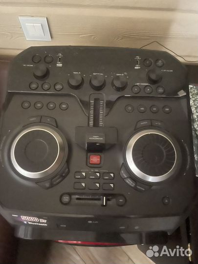 Музыкальный центр lg