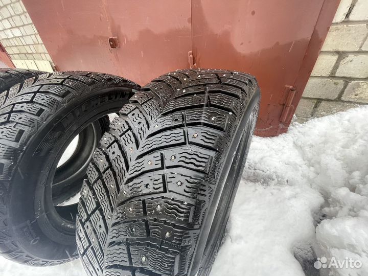 Michelin X-Ice North 4 205/55 R16