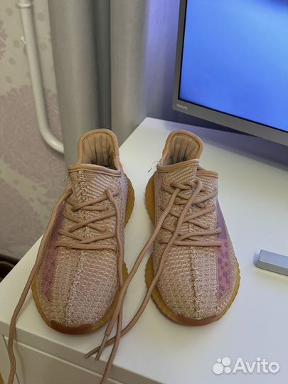 Кроссовки yeezy