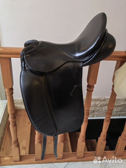 Седло выездковое Kentaur Artemis 17,5/2