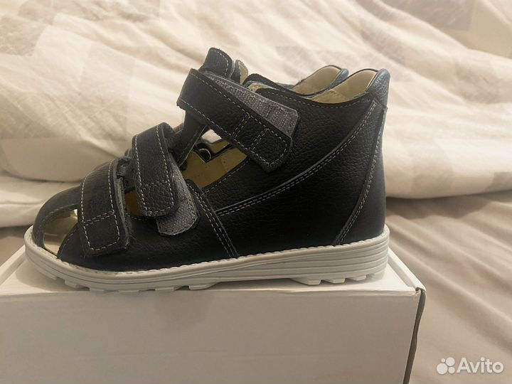 Сандали на аппарат