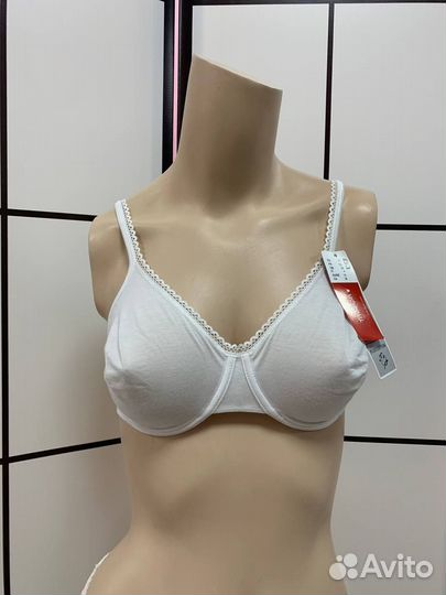 Бюстгальтер новый 85 В Triumph