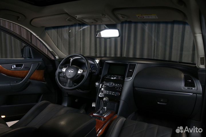 Infiniti QX70 3.0 AT, 2016, 119 000 км