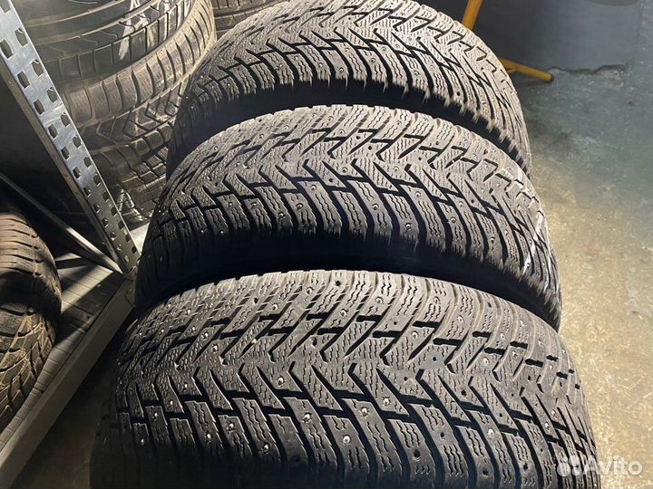 Nokian Tyres Hakkapeliitta 8 235/55 R17 103T