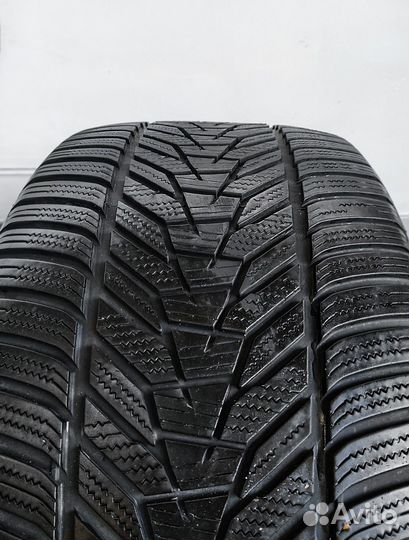 Hankook Winter I'Cept Evo 3 W330 285/35 R20 104W