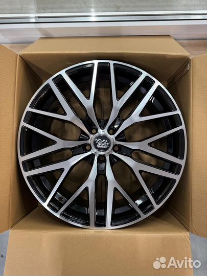 Новые диски R20 на Range Rover Evoque 5/108