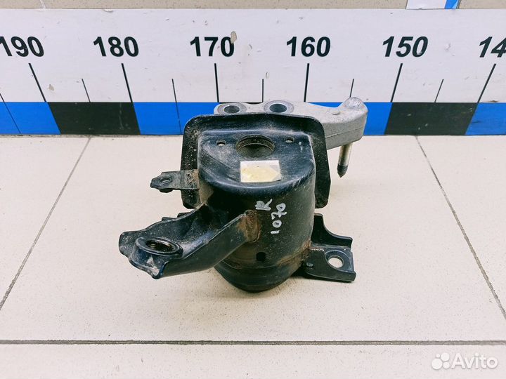 Опора двигателя правая RAV 4 2013