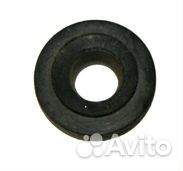 Амортизатор верхнего кронштейна крепления трубы во