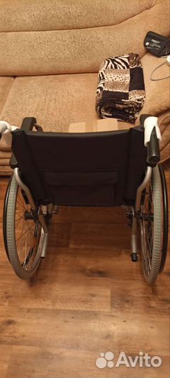 Инвалидная коляска новая