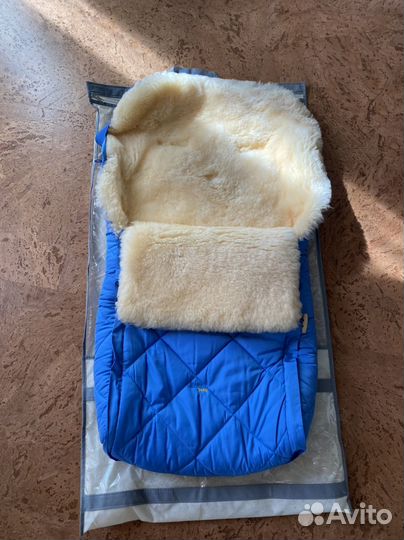 Зимний конверт в коляску на овчине