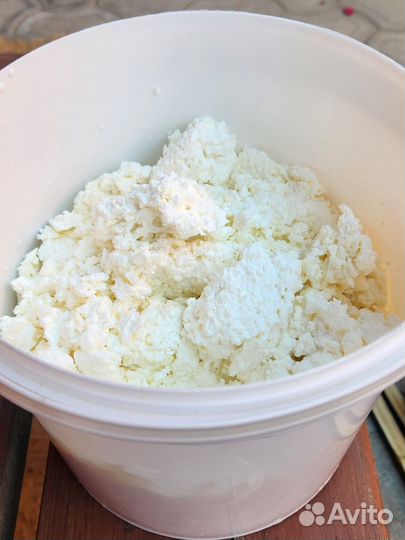 Молоко домашнее и творог собственного производства