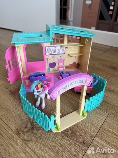 Shopkins веселая конюшня