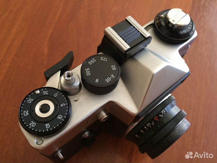 Продам Фотоаппарат Зенит ет