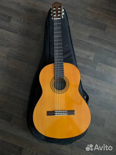 Классическая гитара, yamaha c40