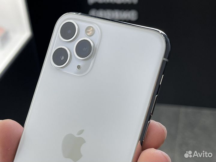 iPhone 11 Pro, 64 ГБ