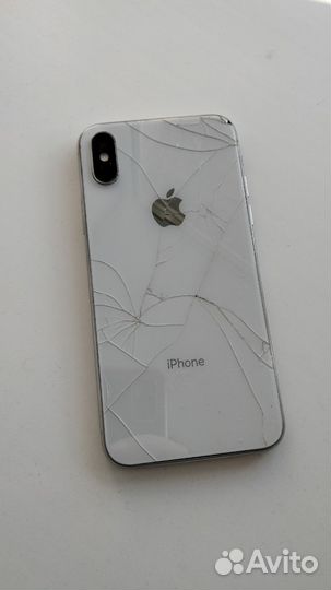 Телефон iPhone 10