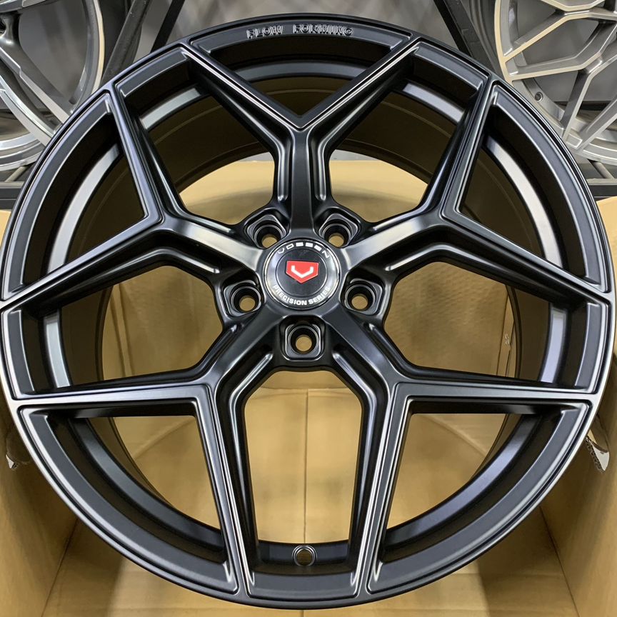 Литые диски Powcan 8.5×R19 5×108