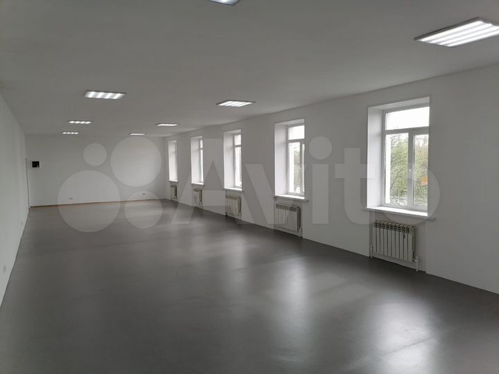 Производство, 220 м²