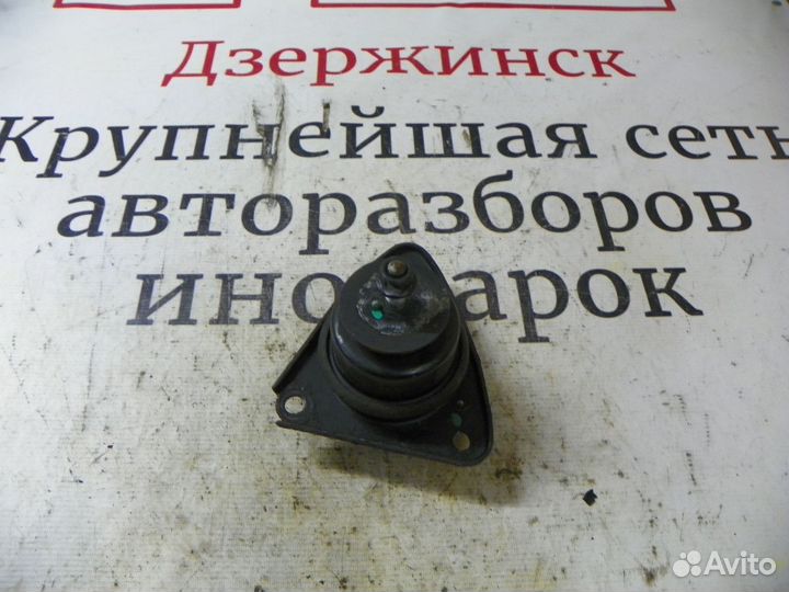 Опора двигателя правая Kia Ceed