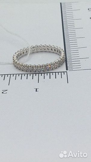 Золотое кольцо с фианитом 16р