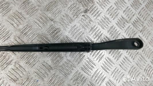 Щеткодержатель лобового стекла renault clio 3 (5BL